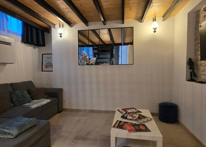 Loft Esprit & Lumiere Apartment *